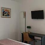 Otel Jane 4*