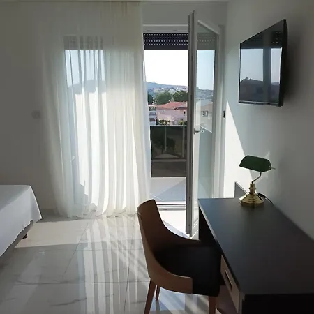 Jane Hotel 4*