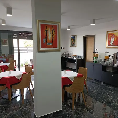 Hotel Jane