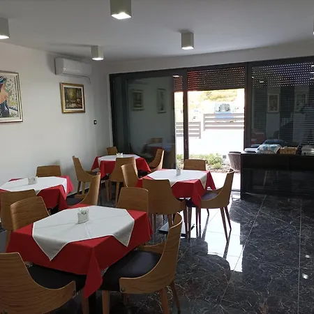 Hotel Jane 4*