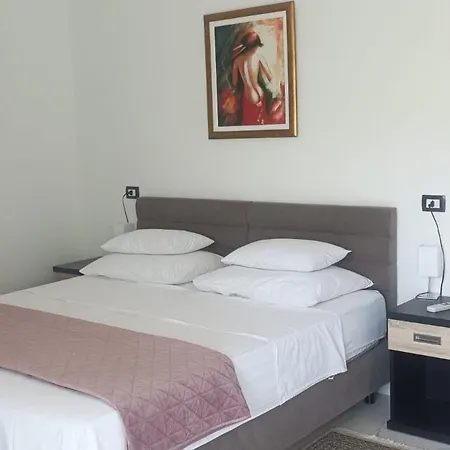 Hotel Jane