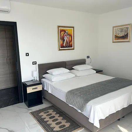 Otel Jane 4*