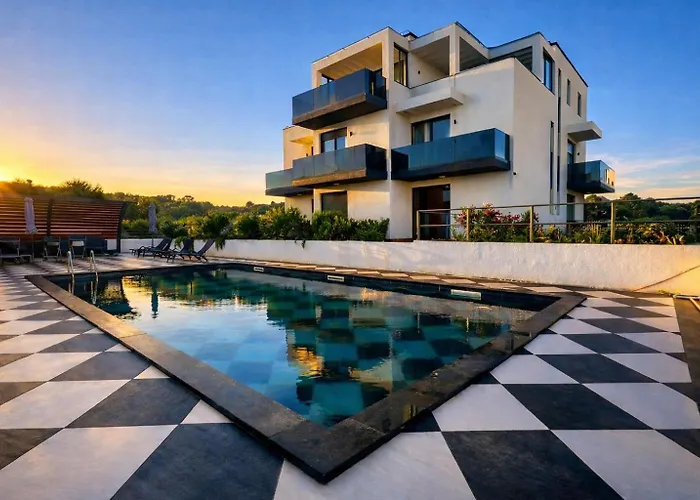 Jane 4* ロゴズニッツァ